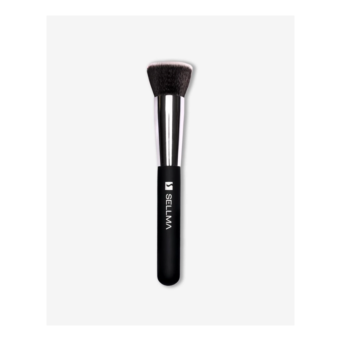 FOUNDATION 04 – Brush