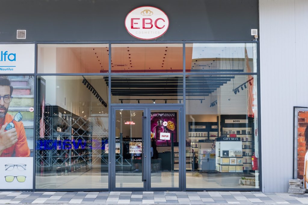 Hyrja e dyqanit EBC Cosmetics në American Retail Park, Pejë