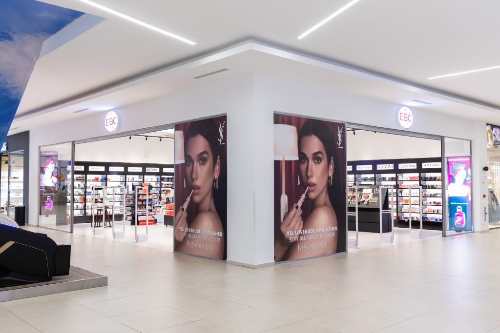 Hyrja me tabelën EBC e dyqanit EBC Cosmetics Galeria Shopping Mall
