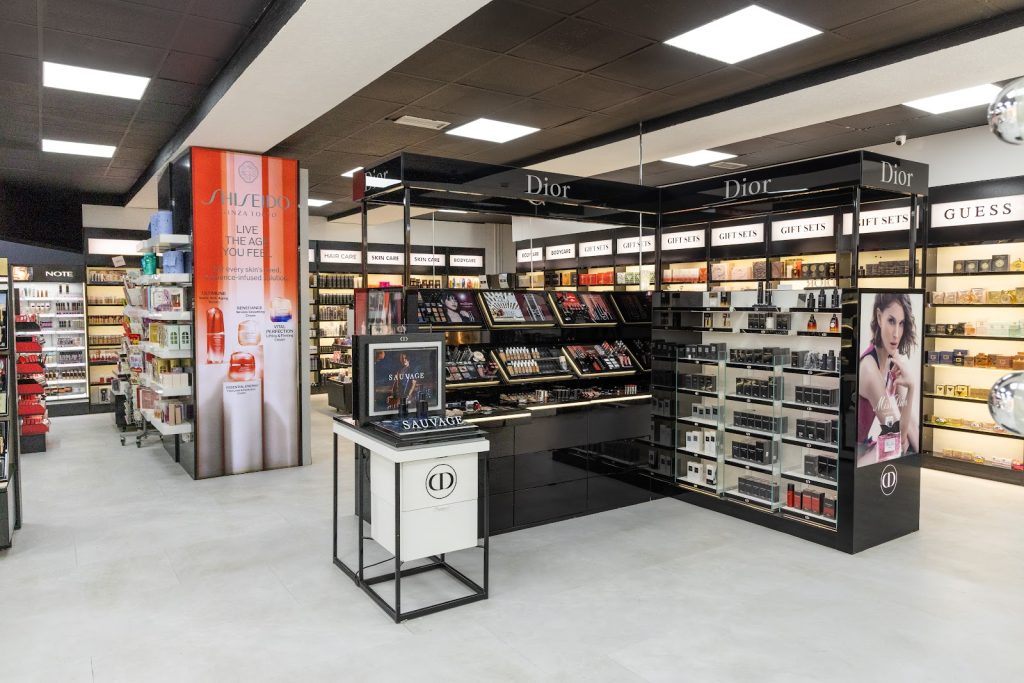 Brenda dyqanit EBC Cosmetics Super Store – zona Dior