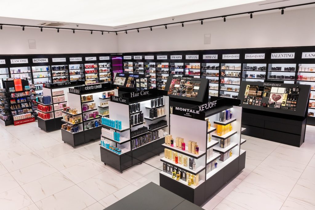 Brenda dyqanit EBC Cosmetics Galeria Shopping Mall – pamje e përgjithshme