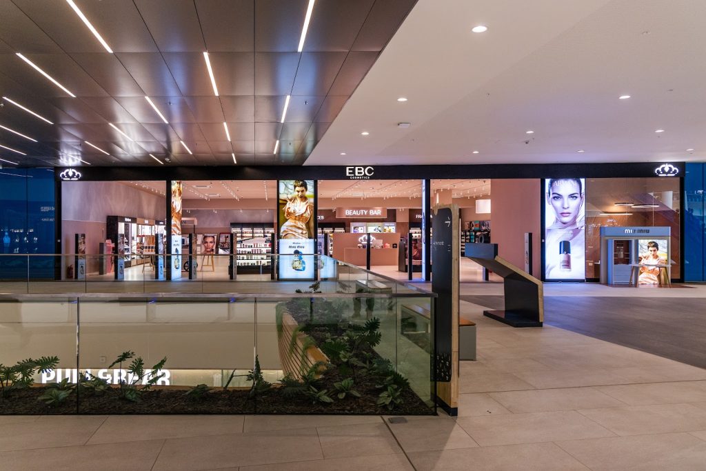 Pamje nga hyrja e dyqanit EBC Cosmetics në Prishtina Mall